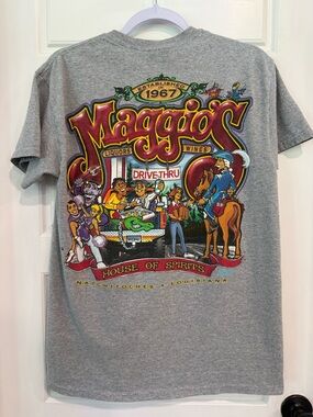 Maggio’s Natchitoches LA Graphic Tee Mens M Gray Back Print